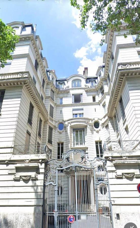 Studio Totalement Renove En Plein Centre-Ville Devant La Prefecture De Lyon Ngoại thất bức ảnh
